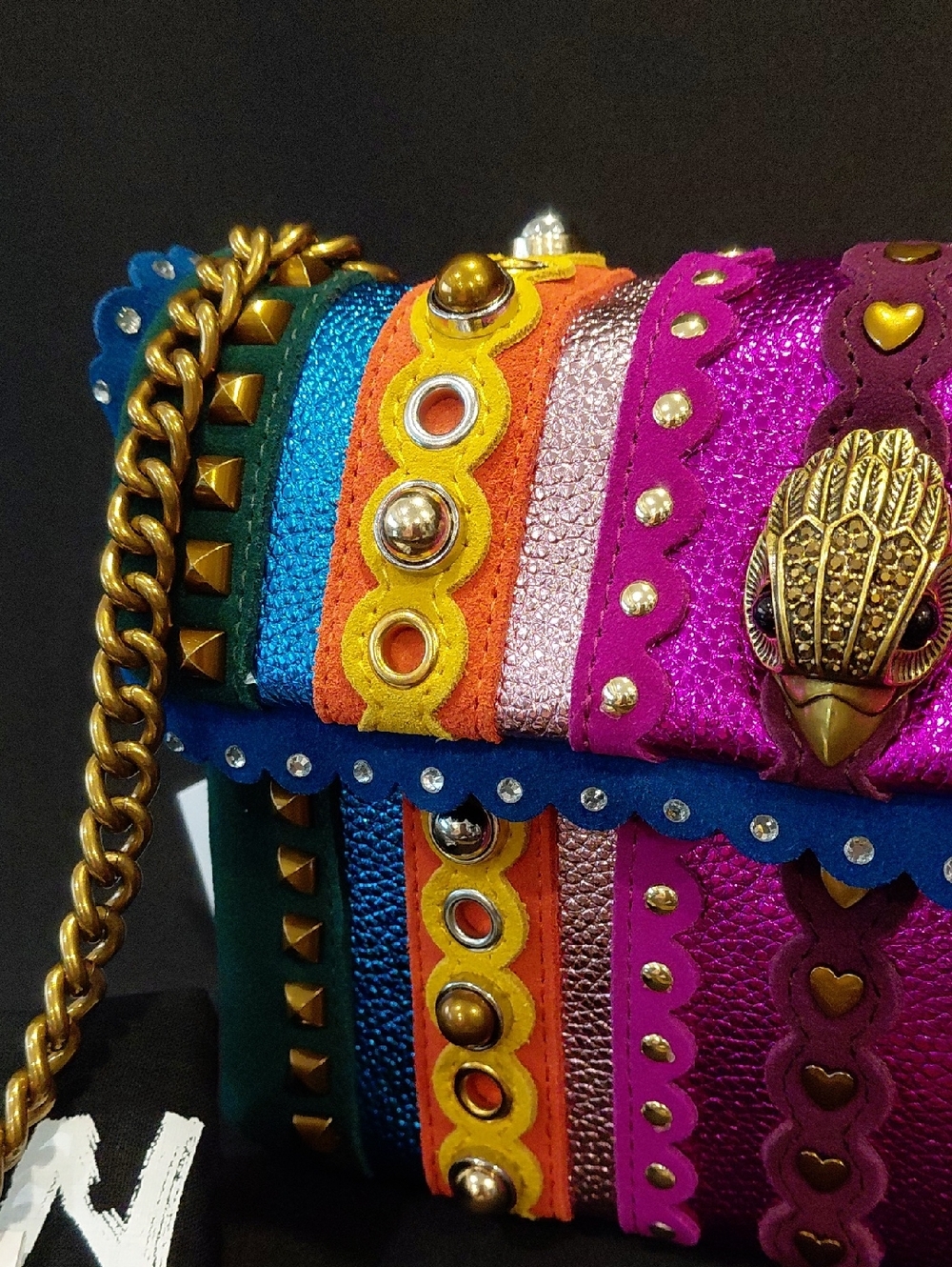 KURT GEIGER LONDON KENSINGTON STUDS CROSSBODY - Picture 5 of 14